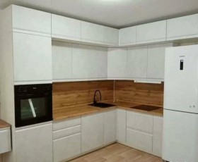 Модульная кухня Бруклин 2.4 x 2 м (Бетон белый) в Курске - kursk.katalogmebeli.com | фото 15